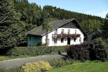 Gîte pour 4 personnes, avec jardin et terrasse à St. Vith