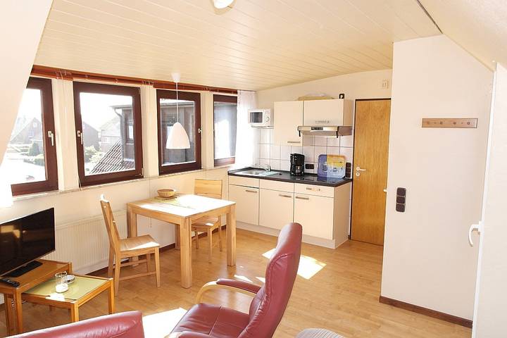 Ganze Ferienwohnung, Gästehaus Wangerland - Fw Wohnung 8 - Am Tief 19 in Horumersiel, Wangerland