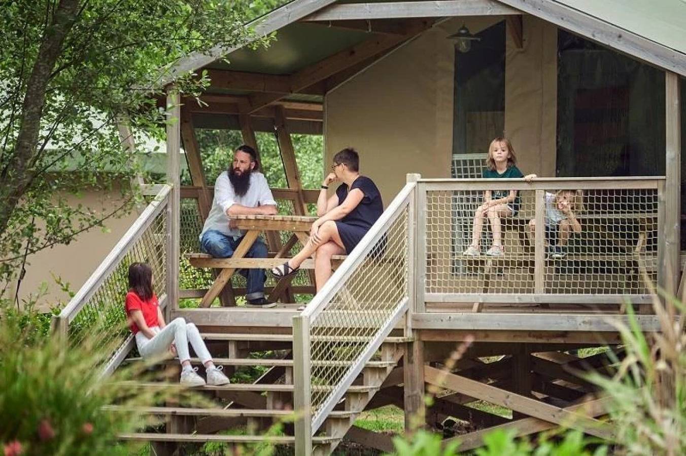 Camping 4 étoiles - Piscine  - ccbeddf in Caro (desambiguación), Región de Vannes