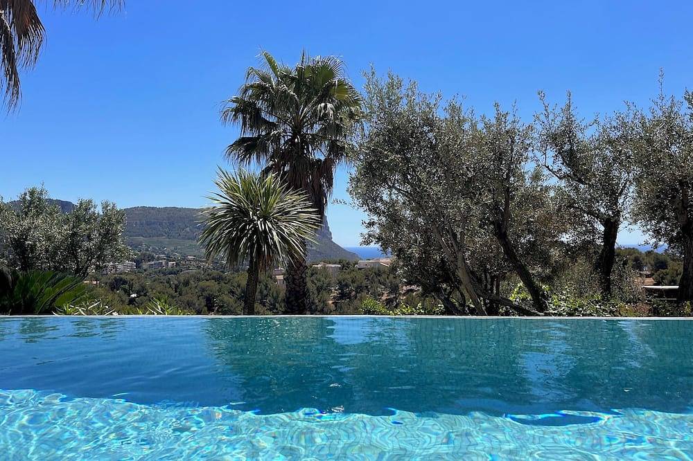 Appartamento intero, Maison Silvestri - La Guitoune / Swimming pool, sea view in Cassis, Parco nazionale delle Calanques
