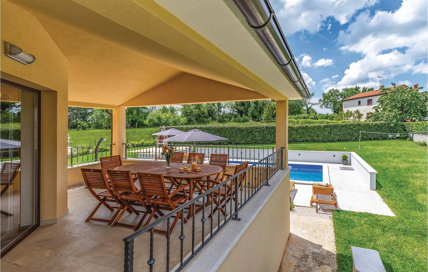 Ferienhaus für 8 Personen mit Terrasse in Pazin, Zentralistrien