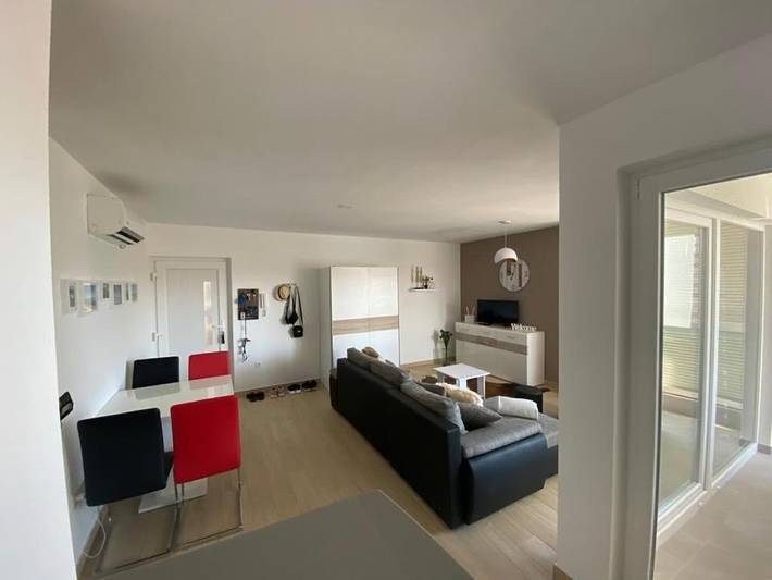 Gîte pour 4 personnes, avec balcon et vue, animaux acceptés à Nin - 4