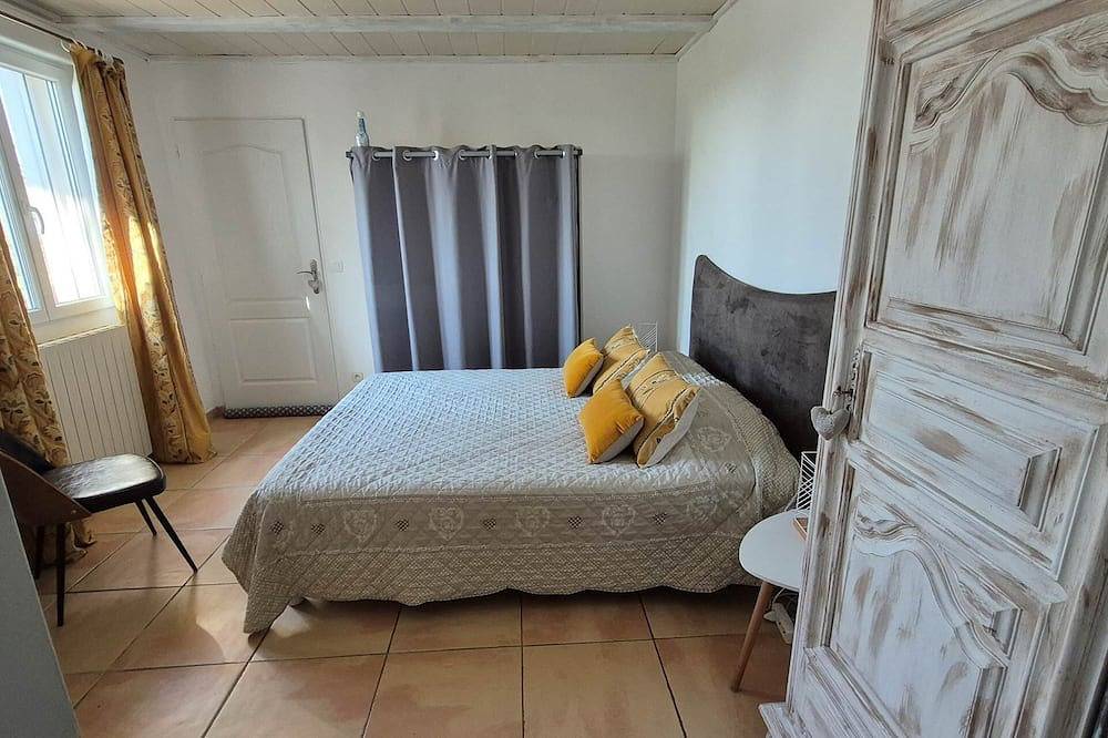 Appartement entier, Le mazet d'Eve (appartement) in Saint-Christol-lès-Alès, Région d'Alès