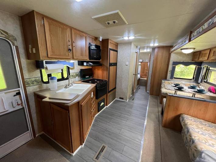 Camping pour 6 personnes, avec vue et jardin dans Canada - 3