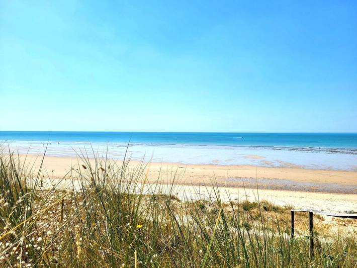 Gîte pour 4 personnes, avec terrasse dans Pirou-Plage - 2