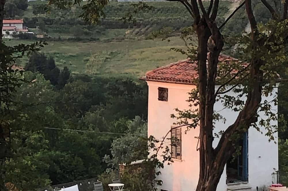 Romantic Italian Villa in the Langhe w/swimming pool in Mondovì, Cuneo Province
