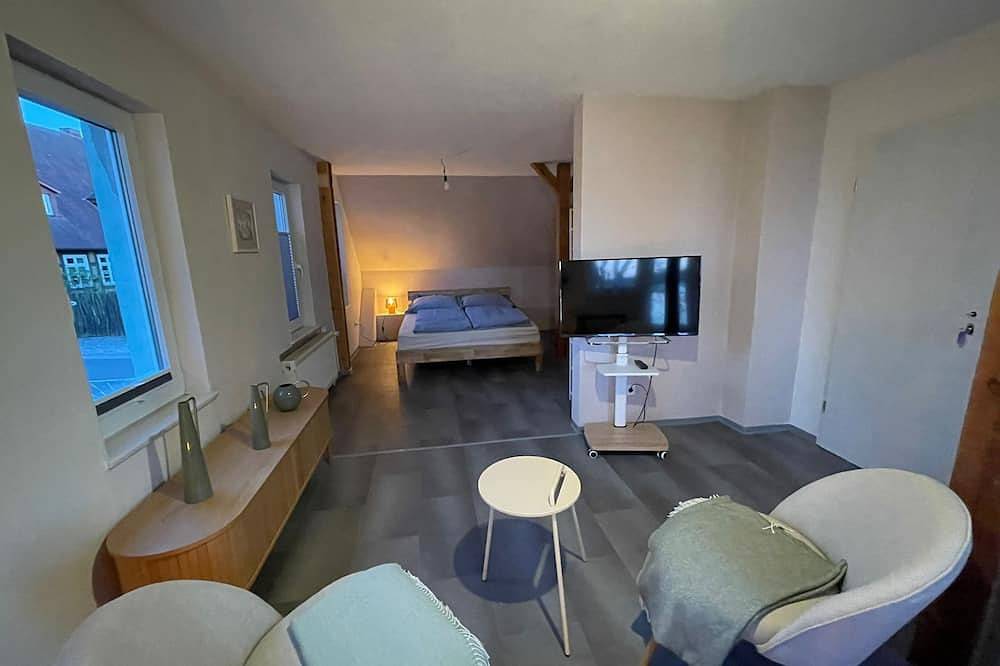 Ganze Wohnung, Ferienwohnung Lee - Ankerplatz direkt am Priepert See in Priepert, Mecklenburg-Strelitz