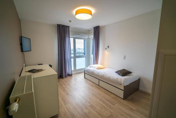 Location de vacances pour 4 personnes, avec sauna, animaux acceptés à Choisy-le-Roi