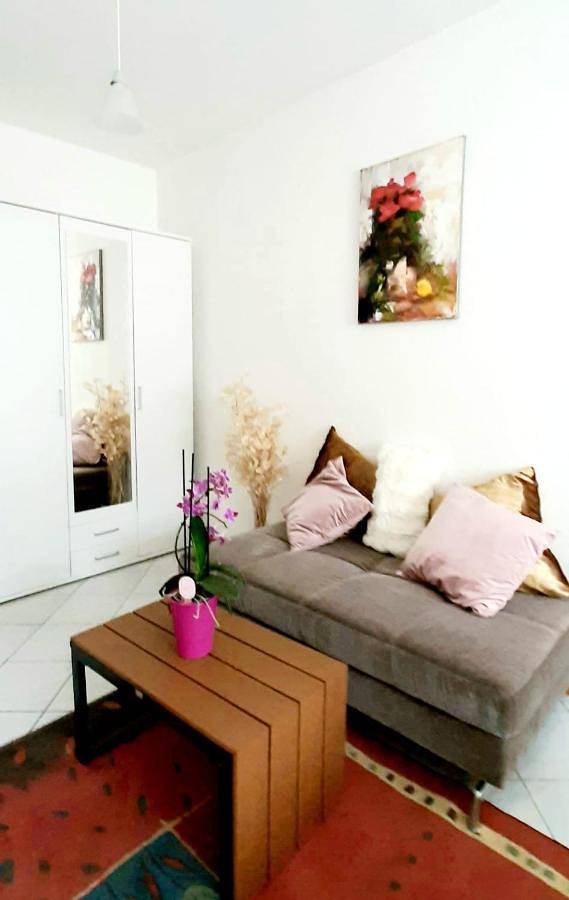 Ganze Ferienwohnung, Double Room with Garden View in Laatzen, Hannover und Umgebung