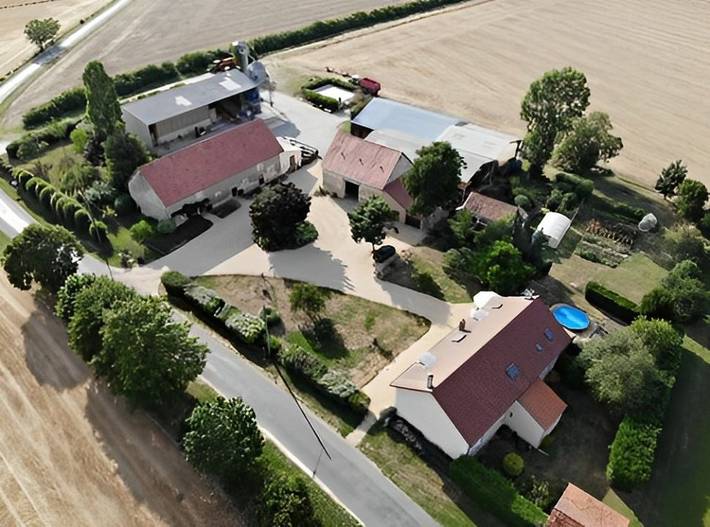 Chambre d’hôte pour 4 personnes, avec jardin, animaux acceptés dans le Cher - 2