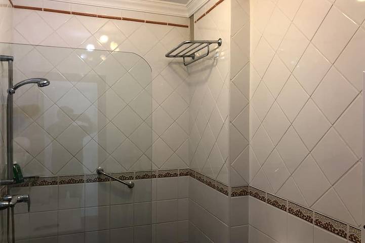 Apartamento entero, Apartamento moderno de un dormitorio situado a 100 metros de la playa. in Puerto del Carmen, Tías