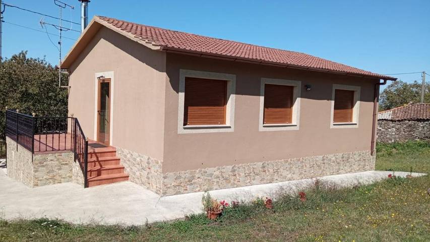 Gîte pour 8 personnes, avec vue et terrasse, animaux acceptés dans Sesto