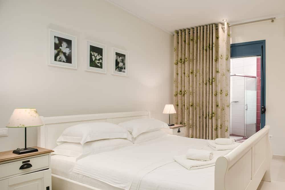 Aries Villas:  Villa Sagittarius in Kalyvia, Sporades