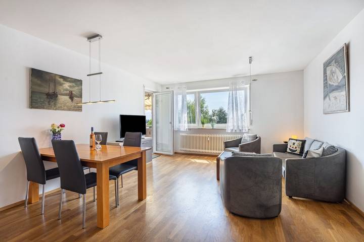 Ferienwohnung für 3 Personen, mit Balkon und Seeblick - 1