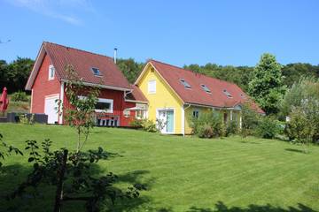 Gîte pour 8 personnes, avec terrasse et jardin à Alette