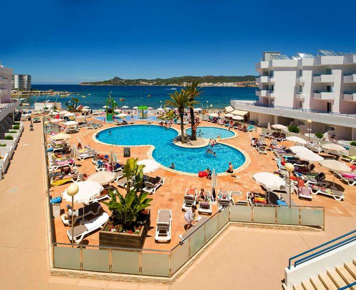 Apartahotel para 2 personas, con Terraza en Ibiza