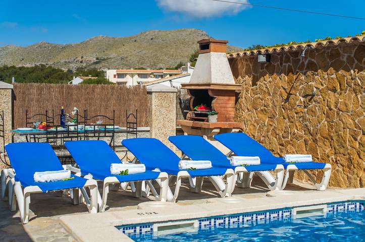 Finca für 8 Personen, mit Terrasse in Port de Pollença - 2