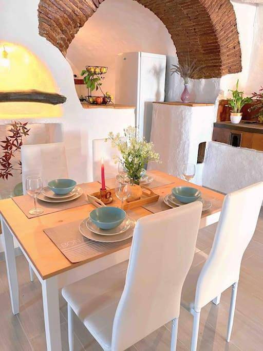 Casa de vacaciones para 7 personas, con terraza y piscina además de jardín y vistas en Valle del Genal - 4