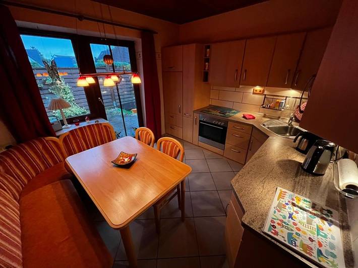 Ferienhaus für 6 Personen, mit Terrasse und Garten sowie Ausblick