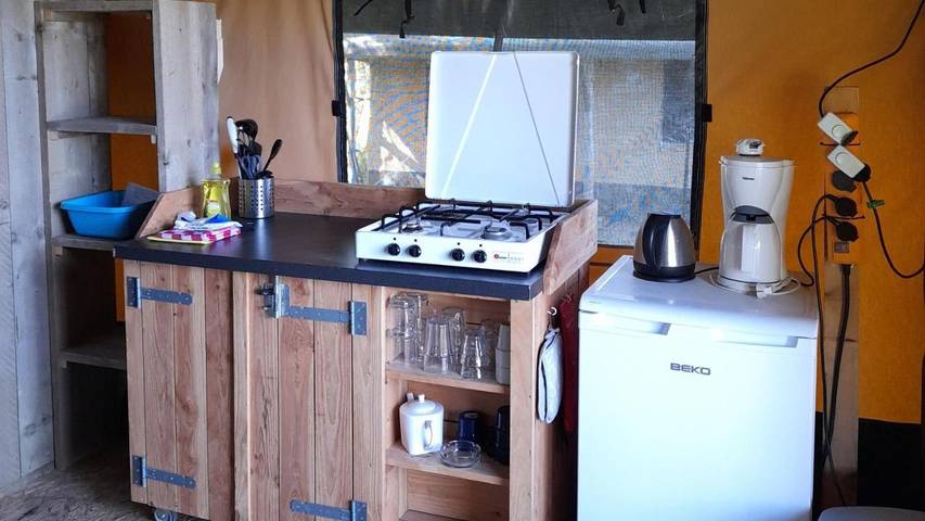 Location de vacances pour 6 personnes, avec jardin et terrasse ainsi que piscine et vue à Camurac - 3