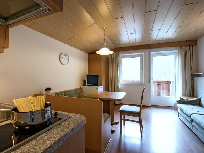 Gîte pour 2 personnes, avec balcon et jardin dans Santa Cristina Val Gardena - 3