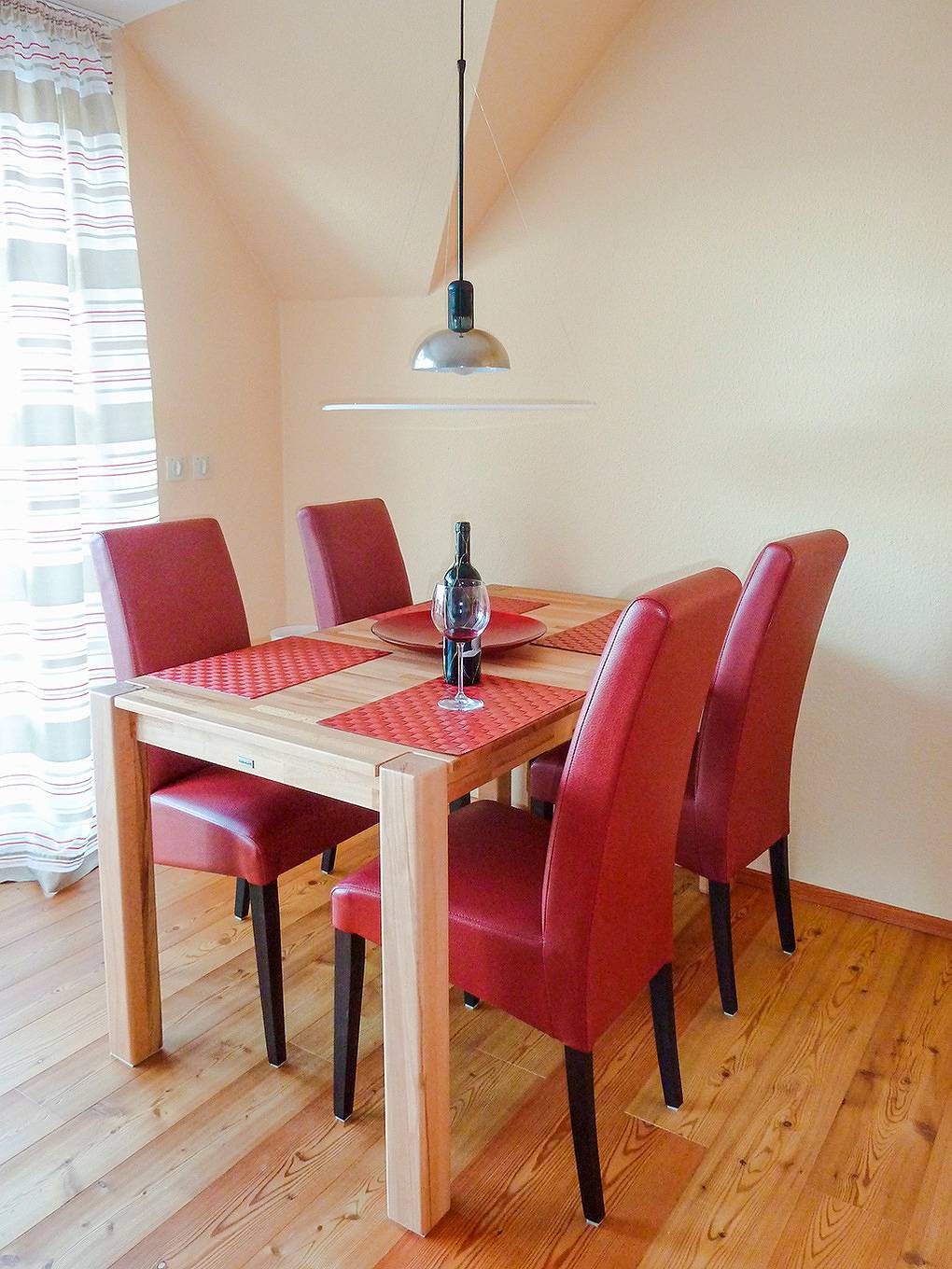 Geheel vakantieappartement, Vakantieappartement voor 3 personen met balkon in Baabe, Rügen