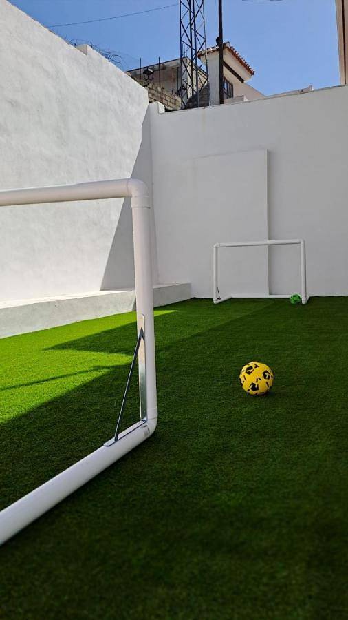 Casa de vacaciones para 16 personas, con vistas además de piscina y balcón en Vega de Granada - 3