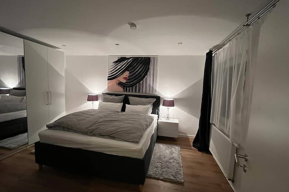 Geheel appartement, Bright, newly renovated Top flat in a central location in Osnabrück, Osnabrück en omgeving