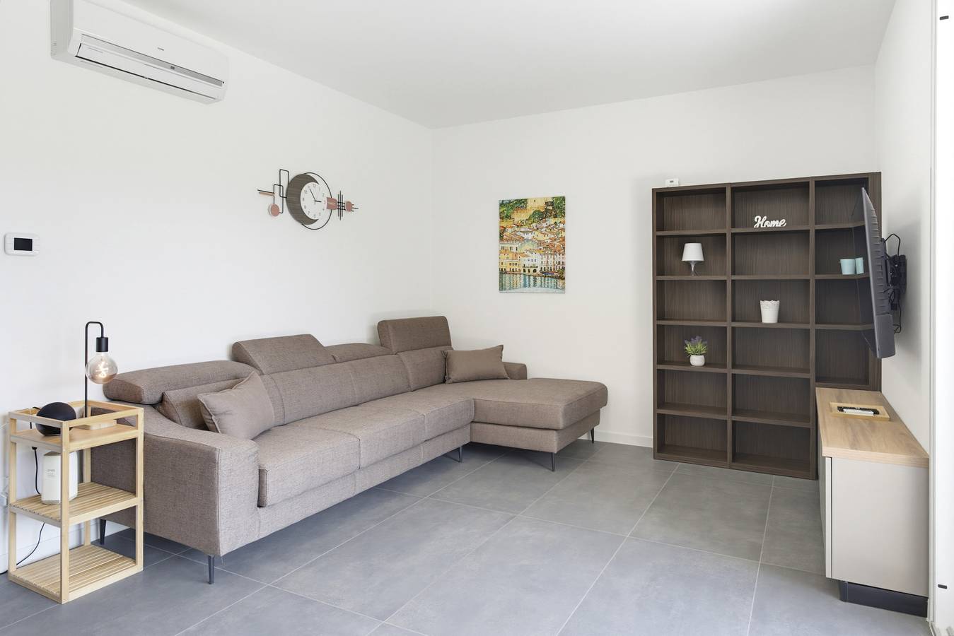 Ganze Wohnung, Regarda - Golf Breeze Appartamento con piscina in Peschiera del Garda, Gardasee-Berge