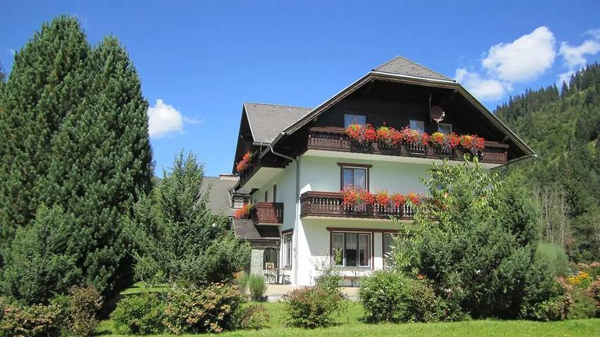 Ferienwohnung für 4 Personen, mit Sauna und Garten