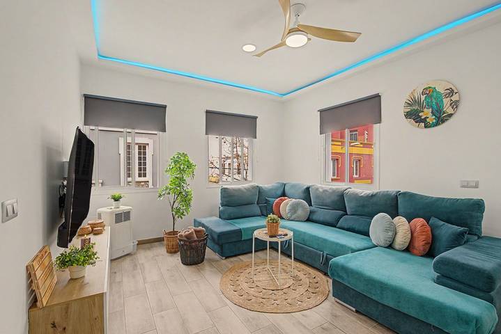 Apartamento inteiro, Apartamento de férias 'La Belle Home' com terraço privado, jardim privado e Wi-Fi in Las Alcaravaneras, Las Palmas (Espanha)