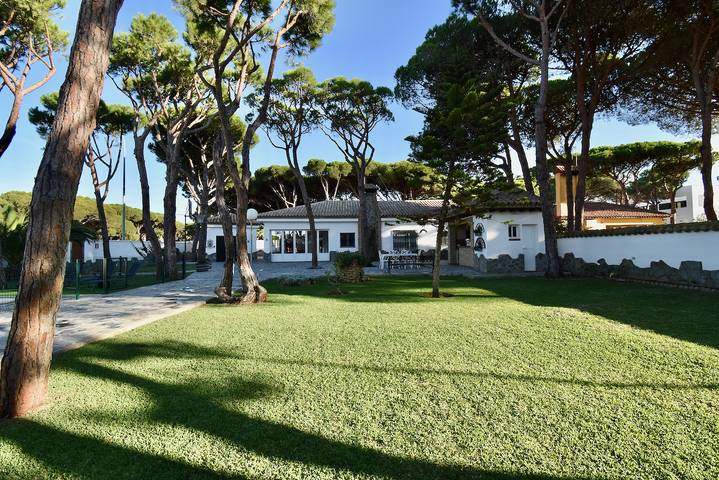 Chalet para 9 personas, con Jardín y Piscina en Andalucía - 4