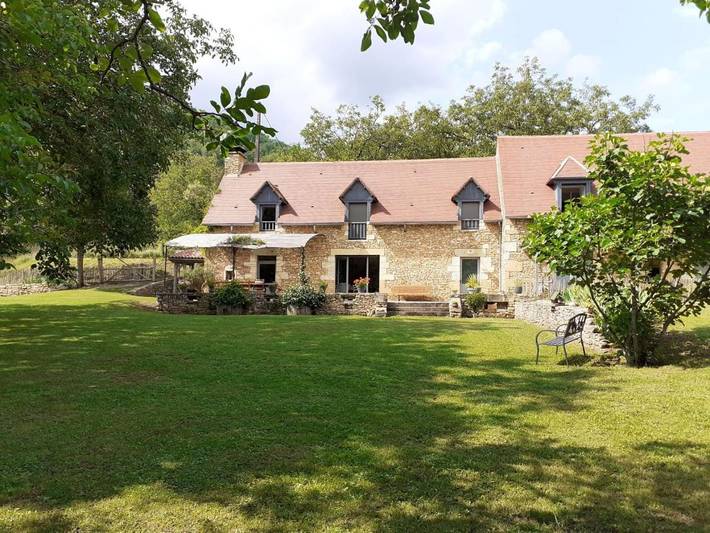 Location de vacances pour 6 personnes, avec piscine ainsi que jardin et vue à Saint-Vincent-de-Cosse - 4