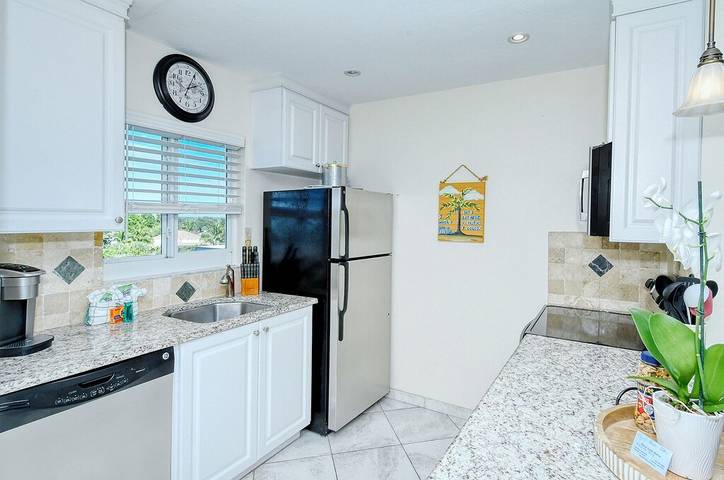 Vacation rental for 2 people, with yard in Siesta Key Beach