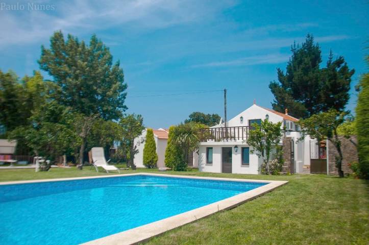 Location de vacances pour 2 personnes, avec vue ainsi que jardin et piscine à Estarreja - 2