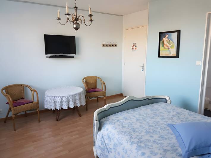 Bed and Breakfast 'Aux Quatre Vents – Chambre Bleuet' mit Bergblick, Pool und Wlan in Houssen, Colmar und Umgebung