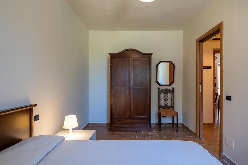 5 bedroom lovely home in Roseto degli Abruzzi in Roseto degli Abruzzi, Provincia di Teramo