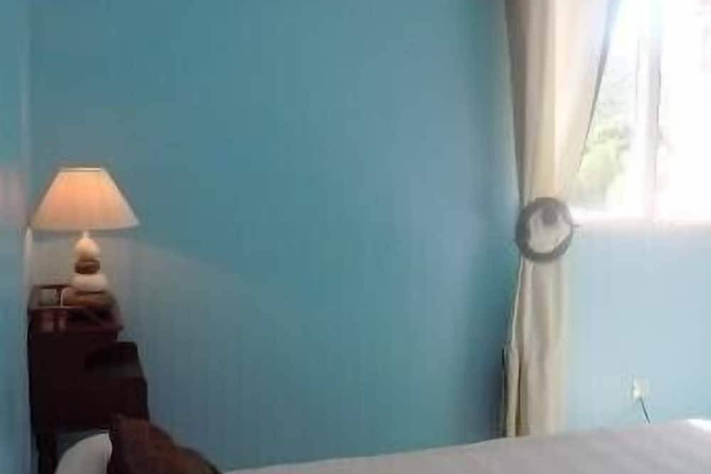 Gran familia Villa increíble vista al mar, 10mn de playa Cupabia in Serra-di-Ferro, Region de Ajaccio