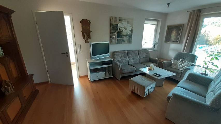 Ferienwohnung für 4 Personen, mit Balkon/Terrasse und Terrasse, mit Haustier in Marsberg