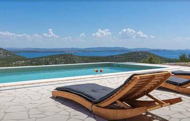 Ferienhaus für 5 Personen, mit Pool und Terrasse auf Pasman
