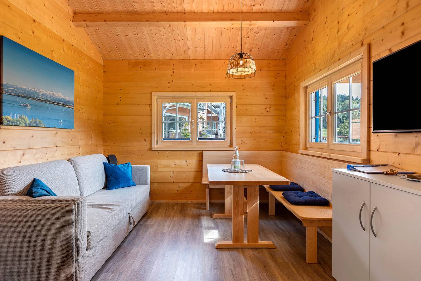 Chalet 'Morgentau' mit privater Terrasse und Wlan in Stockach, Landkreis Konstanz