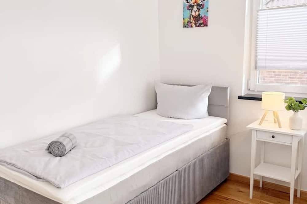 Luxuriöse Ferienvilla - Garten, Spiele & Netflix in Langenhagen, Hannover und Umgebung