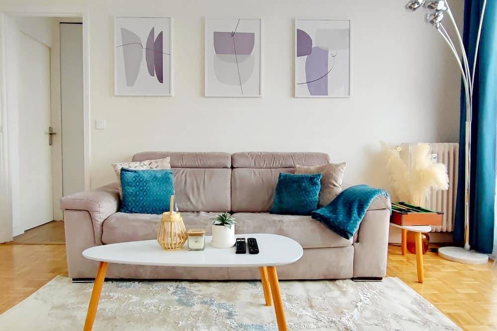 Entire apartment, Apartment 4 pers - Tgv 🚄 + Rer B&C🚆- Netflix/Disney+ 😎🍿 in Massy, Essonne