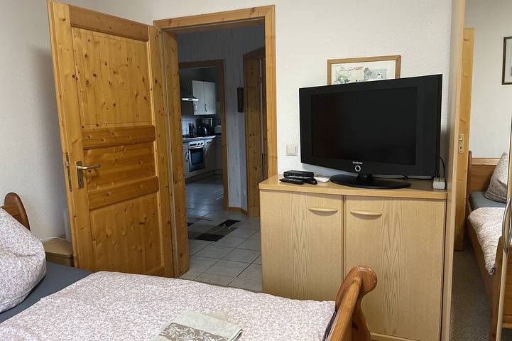 Ferienwohnung für 4 Personen, mit Terrasse und Pool in Stendal - 4