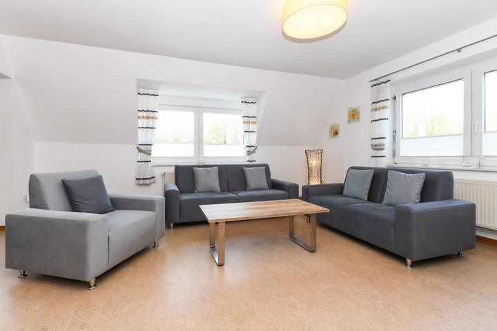 Ferienwohnung für 5 Personen, mit Garten in Bensersiel - 2