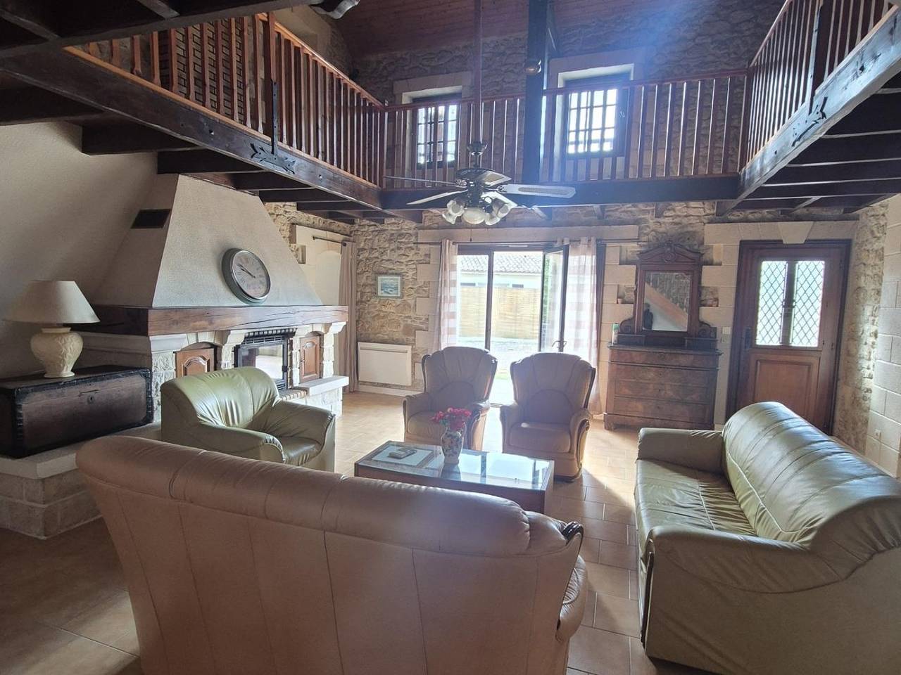Casa rural auténtica y de estilo vintage in Vergeroux, Region de Rochefort
