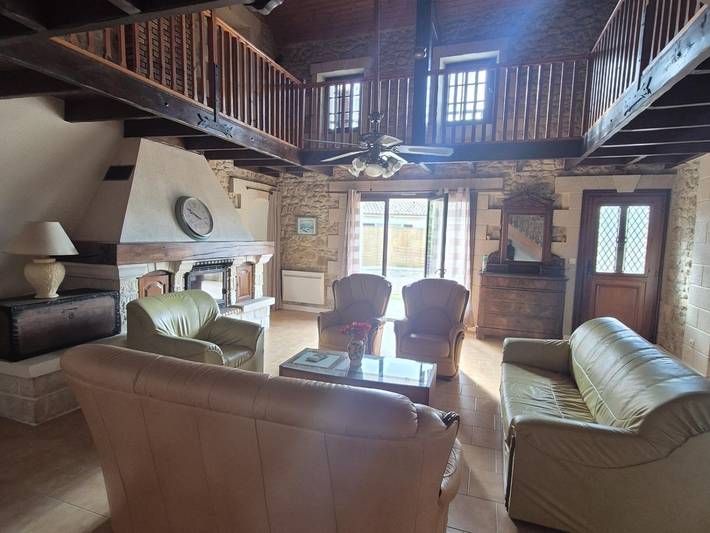 Authentische Ferienwohnung im Landhausstil mit Vintage-Flair in Vergeroux, Rochefort und Umgebung