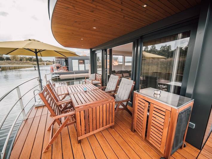 Hausboot mit 1 Schlafzimmer in Bitterfeld, Bitterfeld-Wolfen