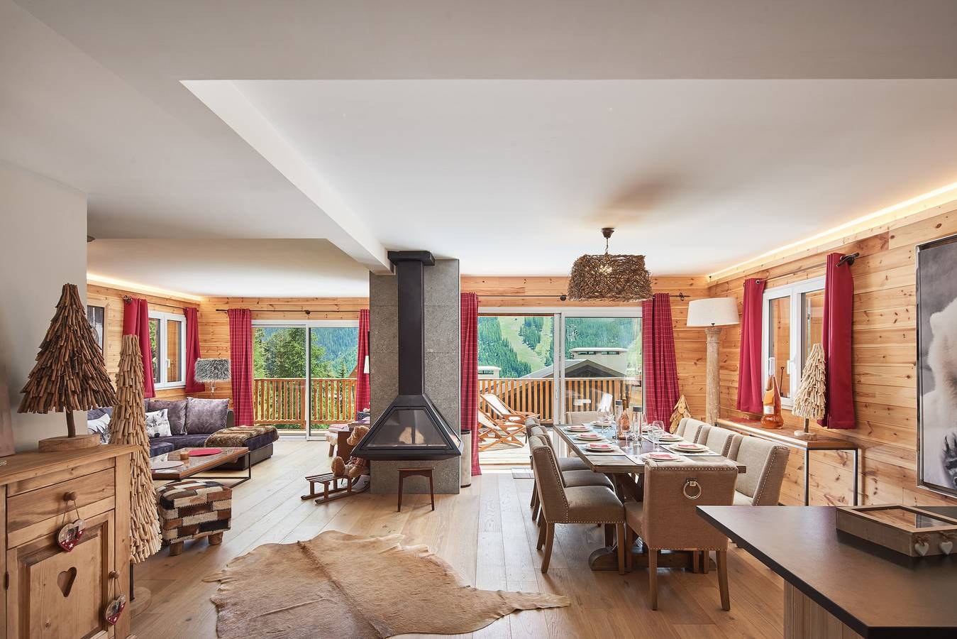 Luxuriöses Chalet mit Terrasse mit Bergblick und Wlan in Auron, Saint-Étienne-de-Tinée