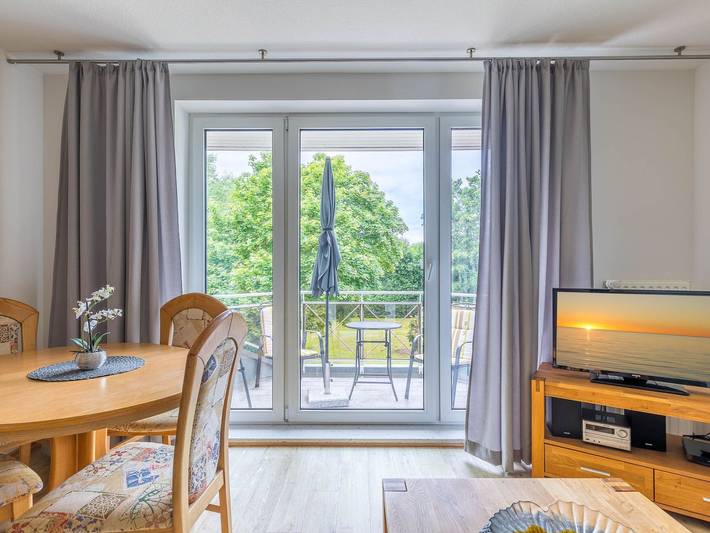 Ferienwohnung für 2 Personen, mit Balkon und Garten in Boltenhagen